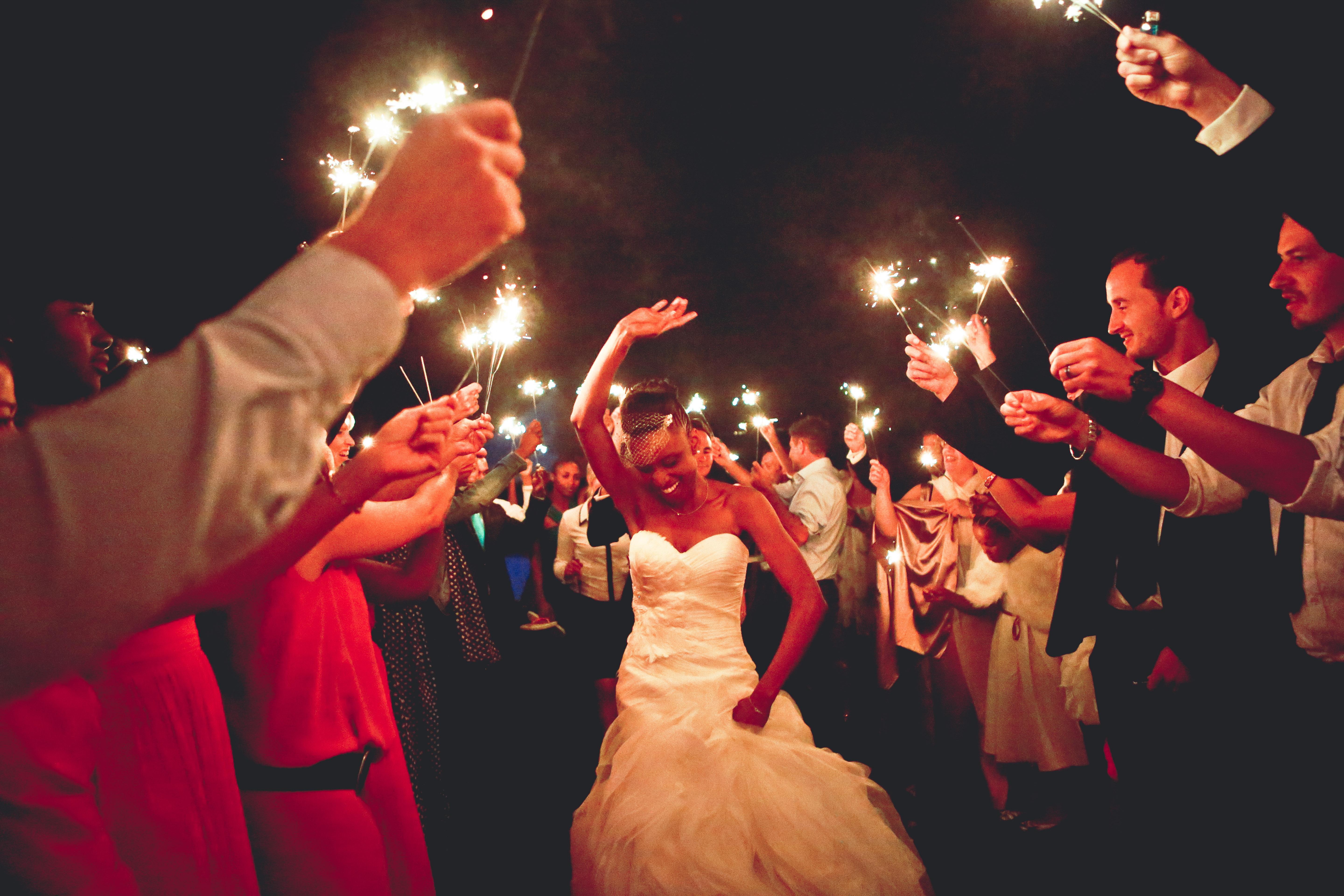 Cierges magiques et leurs jolis effets sur vos photos de mariage