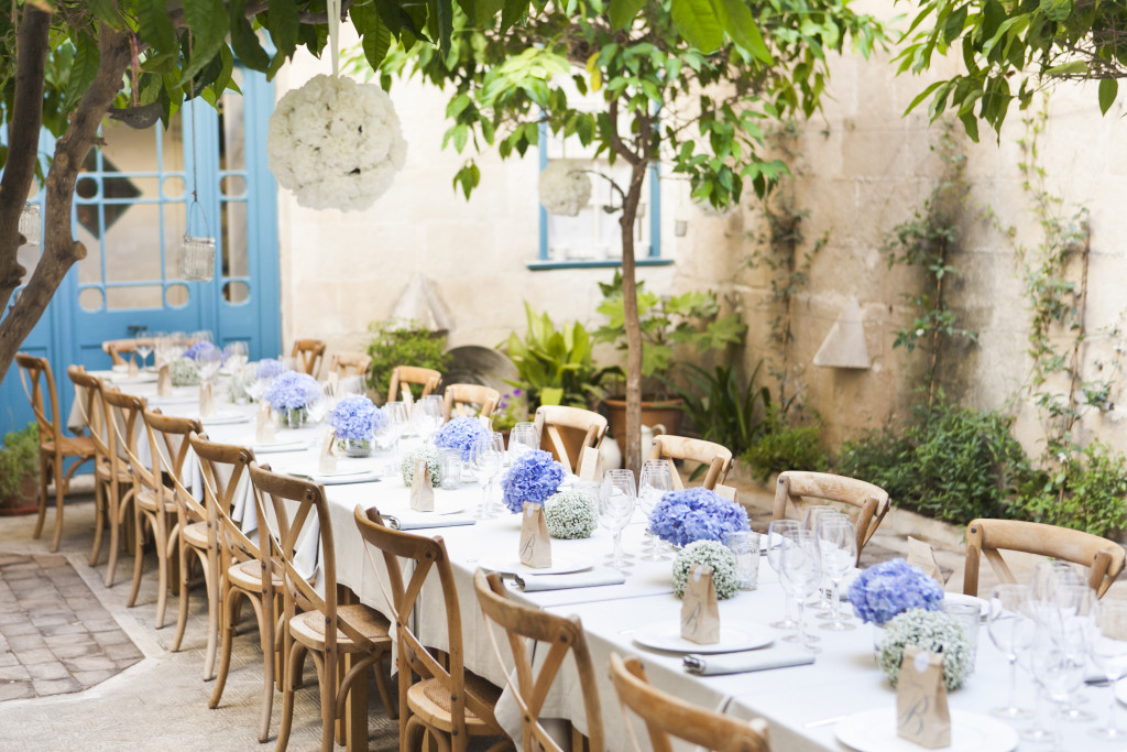 table d'honneur, table d'honneur mariage, mariage petit comité, wedding planer com'une orchidée