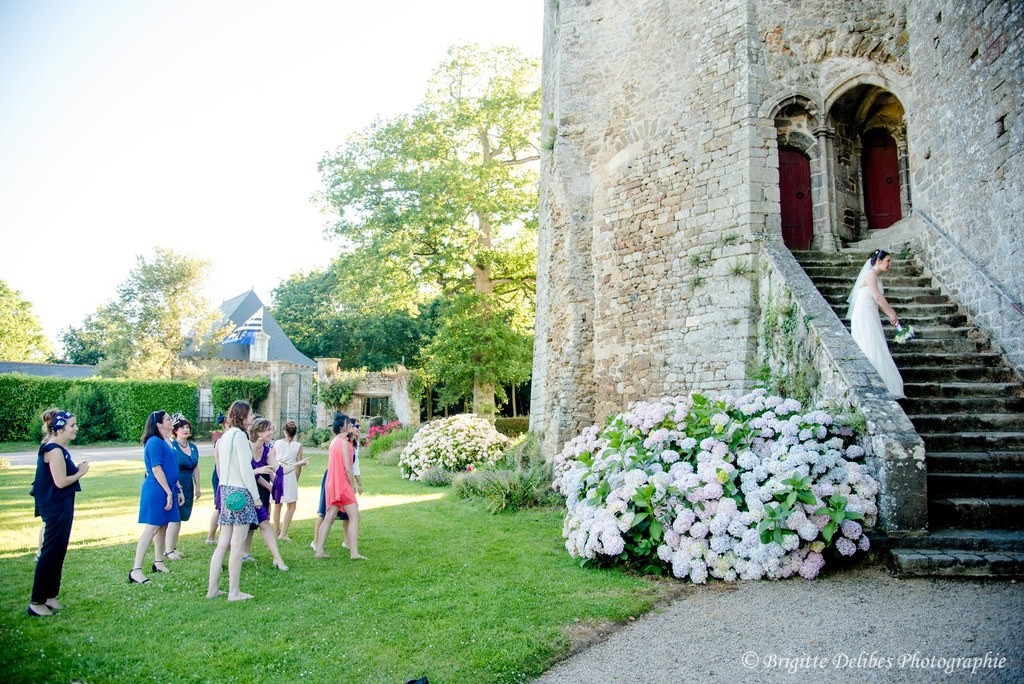 traditions du mariage bouquet, lancer son bouquet mariage